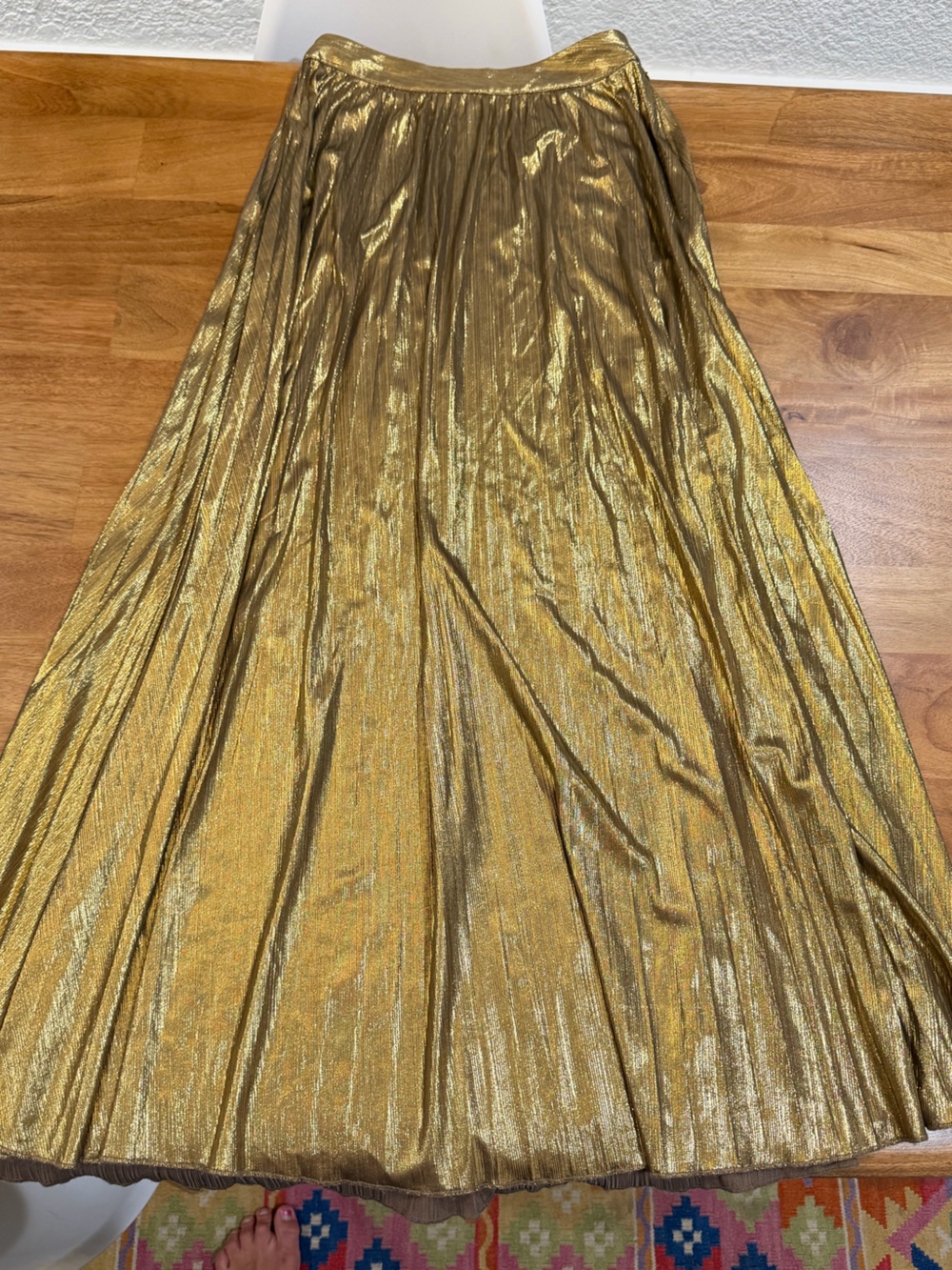 MABLE Metallic Gold Pleated Maxi Skirt with Side Slit - Size Small *EUC*